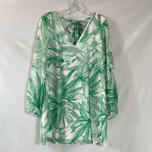 BCBG Dress Size XS Green and White Floral Print - Picture 5 of 11